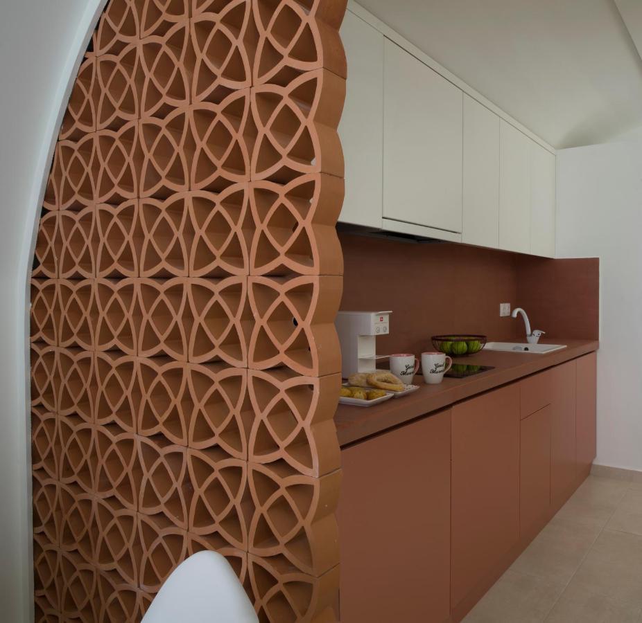 Grinn-in The Heart Of Rhodes,new&stylish! * Rhodes City